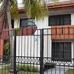 Shappire Apartment - Modern & Cozy 2 Bedroom - Cancun Downtown